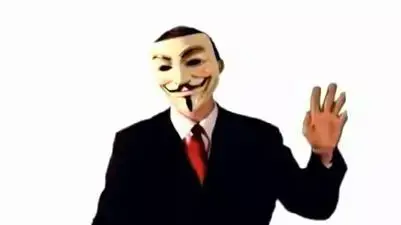 מתוך סרטון שהעלה ארגון ההאקרים "אנונימוס" לאתר יוטיוב, ובו איום על כנופיית הסמים המקסיקאית "זטאס"