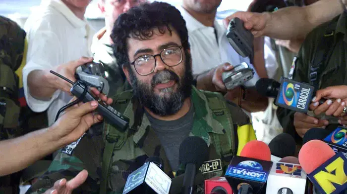 אלפונסו קאנו, מפקד מחתרת הגרילה FARC, קולומביה אלפונסו קאנו, מפקד מחתרת הגרילה FARC, קולומביה