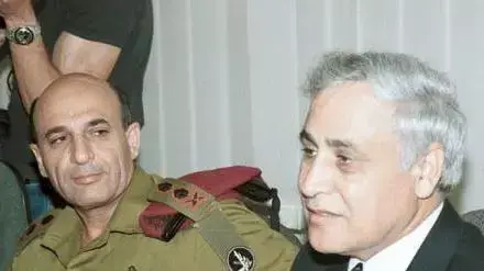 הנשיא משה קצב ושאול מופז