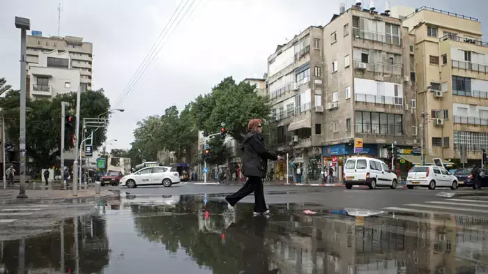 גשם ראשון בתל אביב, נובמבר 2011 גשם ראשון בתל אביב, נובמבר 2011