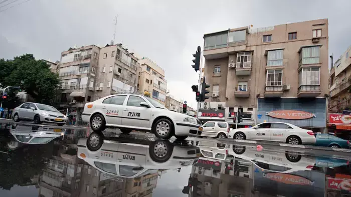 גשם ראשון בתל אביב, נובמבר 2011 גשם ראשון בתל אביב, נובמבר 2011