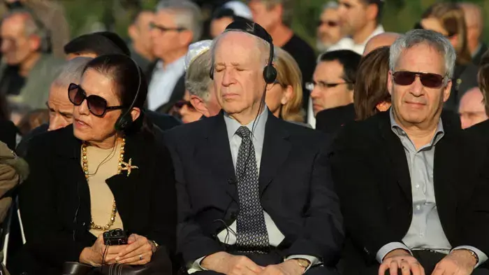 הלוויתו של אלי הורוביץ, גבעת השלושה, נובמבר 2011