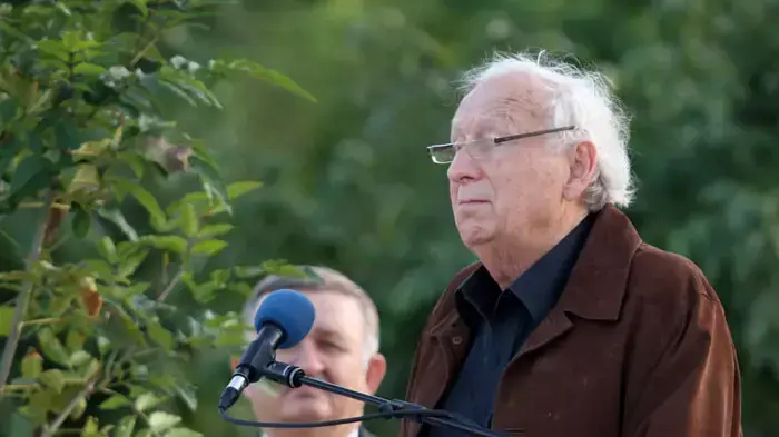הלוויתו של אלי הורוביץ, גבעת השלושה, נובמבר 2011