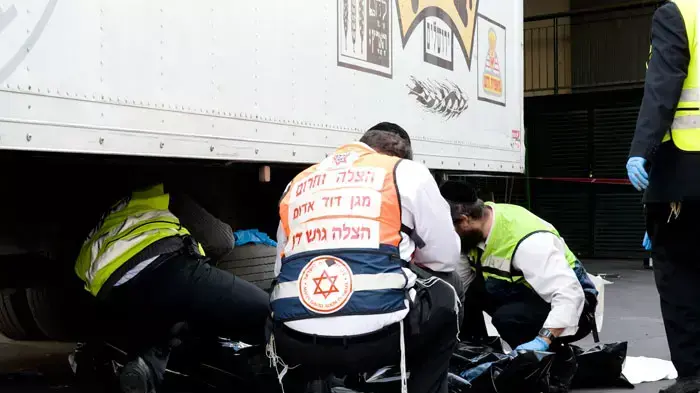 אישה נדרסה על ידי משאית בגבעתיים, נובמבר 2011 אישה נדרסה על ידי משאית בגבעתיים, נובמבר 2011
