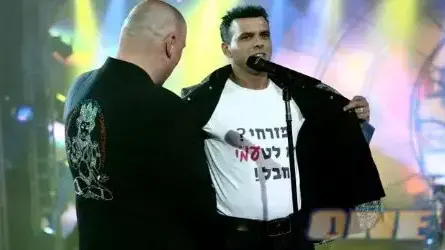 איל גולן בטקס פרסי עמ"י 2007 איל גולן בטקס פרסי עמ"י 2007