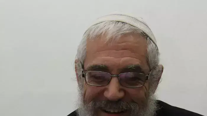 הקראת כתב אישום למוטי אלון, דצמבר 2011 הקראת כתב אישום למוטי אלון, דצמבר 2011