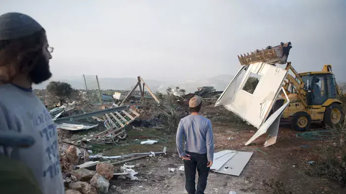 הריסת מבנים במאחז מצפה יצהר, דצמבר 2011