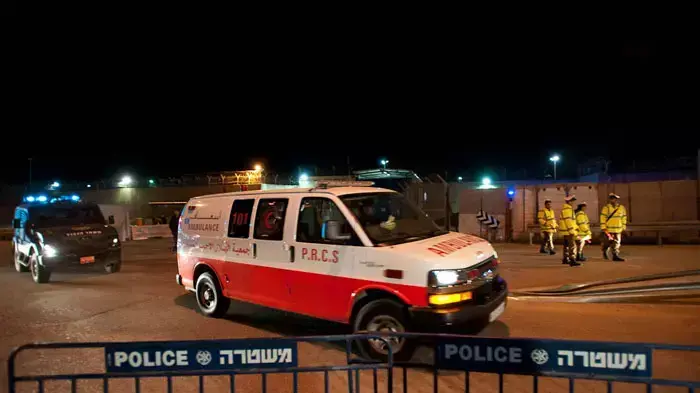 החלק השני בעסקת גלעד שליט, העברת 500 אסירים ביטחוניים למעבר ביטוניא,דצמבר 2011 