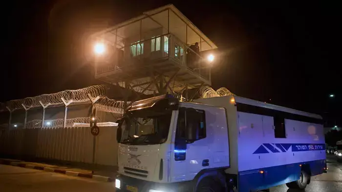 עסקת שליט החלק השני, אסירים ביטחוניים יוצאים בכלא איילון, דצמבר 2011 עסקת שליט החלק השני, אסירים ביטחוניים יוצאים בכלא איילון, דצמבר 2011