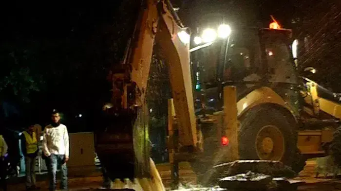 שוב: צינור מים התפוצץ - דרך נמיר נחסמה