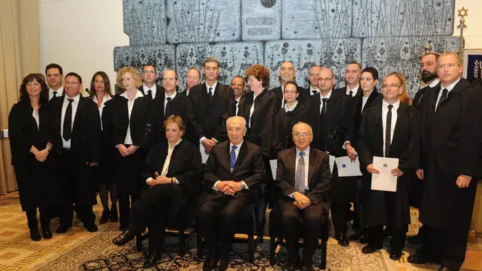 נשיא המדינה, שמעון פרס בטקס השבעת שופטים היום בבית הנשיא , ינואר 2012 נשיא המדינה, שמעון פרס בטקס השבעת שופטים היום בבית הנשיא , ינואר 2012