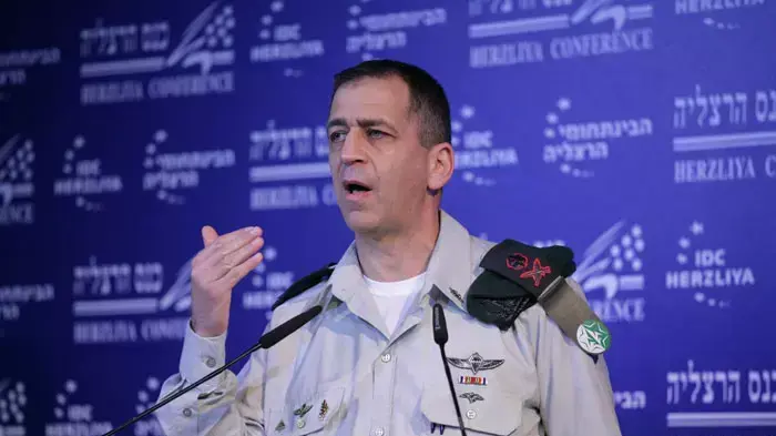 אביב כוכבי ראש אמ"ן נואם בכנס הרצליה, ינואר 2012