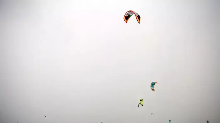אובך בחוף הים של תל אביב, ינואר 2012