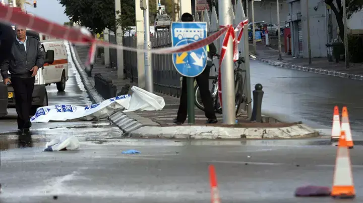 רוכב אופניים נהרג מפגיעת אוטובוס בתאונת דרכים בעיר פתח תקווה רוכב אופניים נהרג מפגיעת אוטובוס בתאונת דרכים בעיר פתח תקווה