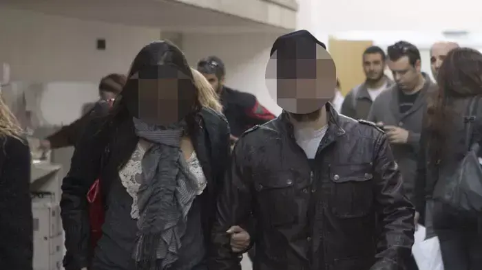 האב אשר מואשם בהתעללות והריגת בנו הפעוט, פברואר 2012 האב אשר מואשם בהתעללות והריגת בנו הפעוט, פברואר 2012