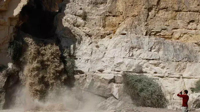 שיטפון בנחל קדרון , פברואר 2012 שיטפון בנחל קדרון , פברואר 2012