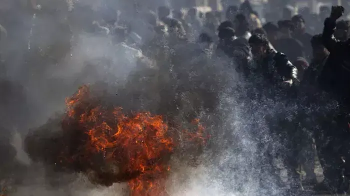 יום שני של מהומות בבירת אפגניסטן, קאבול, במחאה על שריפת ספרי קוראן בבסיס אמריקאי, 22 בפברואר 2012 יום שני של מהומות בבירת אפגניסטן, קאבול, במחאה על שריפת ספרי קוראן בבסיס אמריקאי, 22 בפברואר 2012