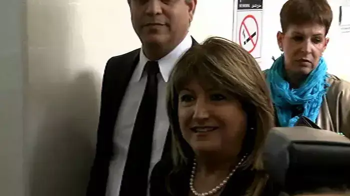 שולה זקן הורשעה במרמה ובהפרת אמונים