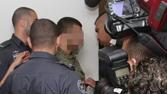 הארכת מעצר לחשודים בתקיפת חיילים בחנון בית החולים רמב"ם, חיפה, פברואר 2012 הארכת מעצר לחשודים בתקיפת חיילים בחנון בית החולים רמב"ם, חיפה, פברואר 2012