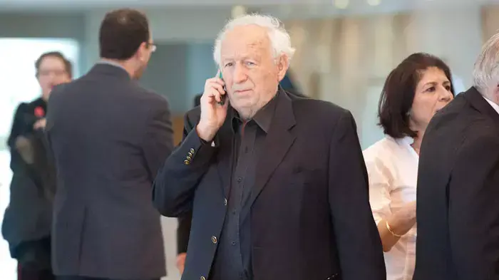 מישאל חשין מישאל חשין