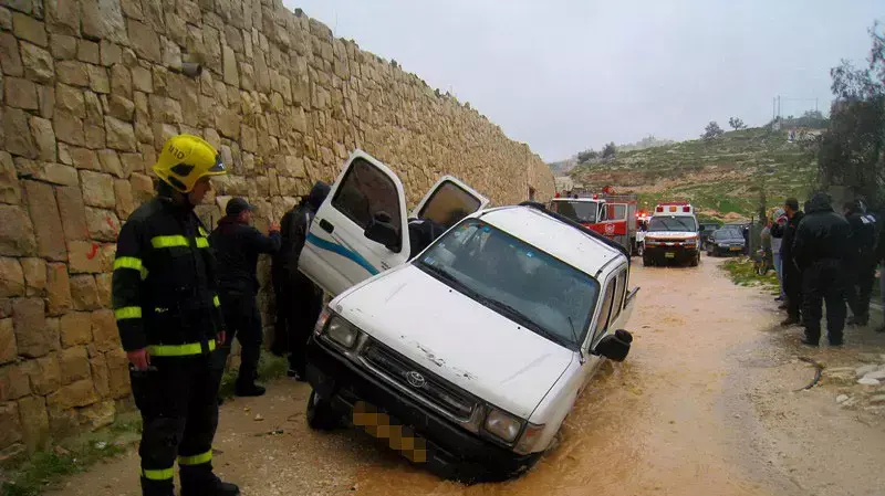 חילוץ לכוד רכב בכפר אום-טובה חילוץ לכוד רכב בכפר אום-טובה