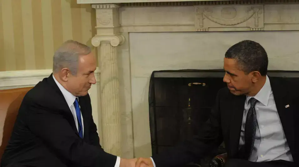 נשיא ארצות הברית ברק אובמה עם ראש ממשלת ישראל בנימין נתניהו בפגישה בבית הלבן, פברואר 2012 נשיא ארצות הברית ברק אובמה עם ראש ממשלת ישראל בנימין נתניהו בפגישה בבית הלבן, פברואר 2012