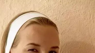 שתיית כוס מים