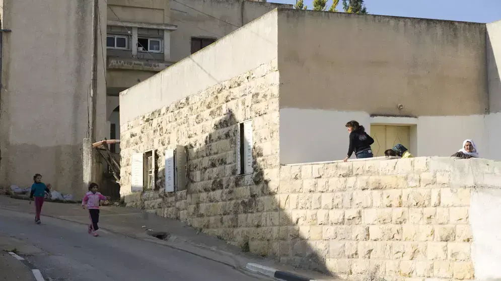 הכפר לובן, פברואר 2012