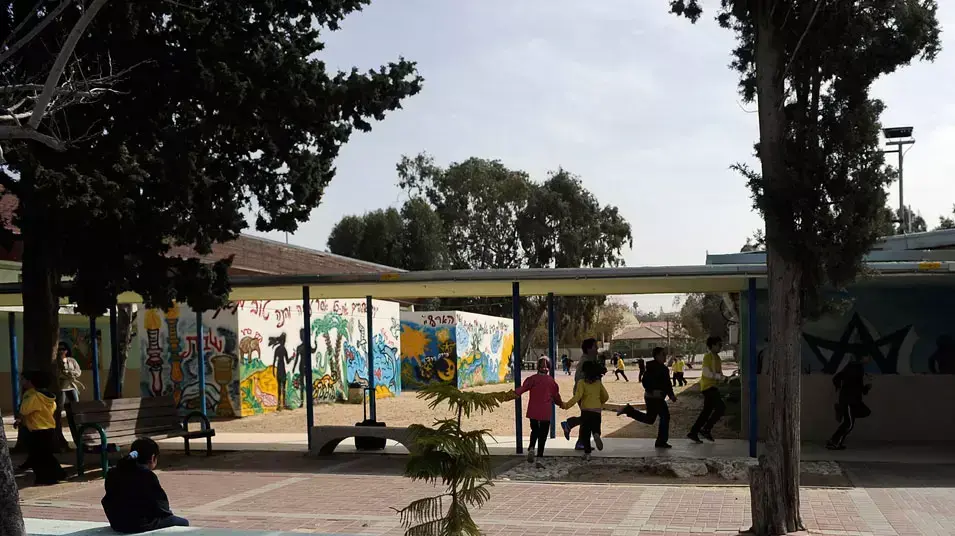 ילדים בדרום חזרו לבית הספר, פברואר 2012