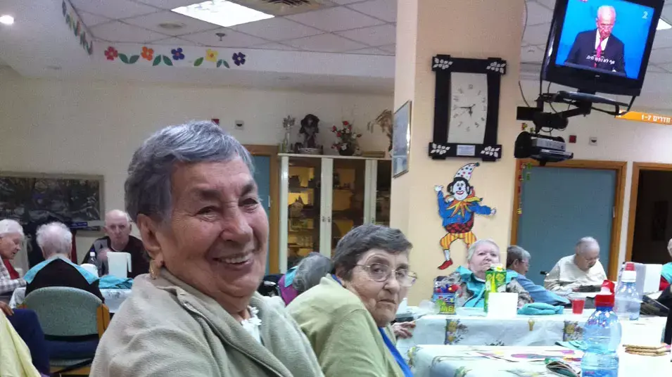 ג'ניה עם ההכלב ג'וי, פרויקט "כלבי ליטוף ג'ניה עם ההכלב ג'וי, פרויקט "כלבי ליטוף