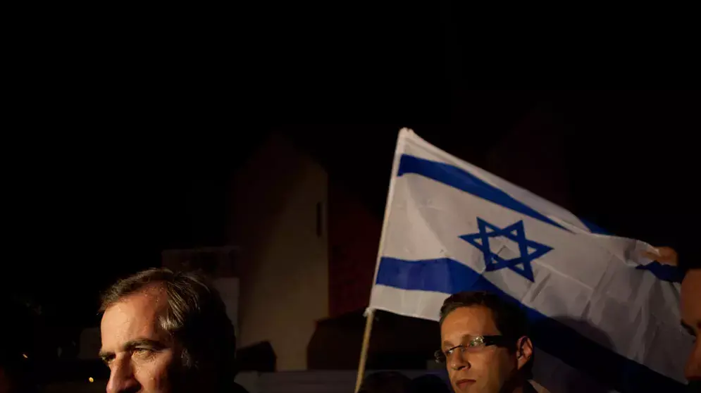 שגריר צרפת בישראל כריסטוף ביגו בעצרת לזיכרם של קורבנות הפיגוע בטולוז,מרץ 2012 שגריר צרפת בישראל כריסטוף ביגו בעצרת לזיכרם של קורבנות הפיגוע בטולוז,מרץ 2012