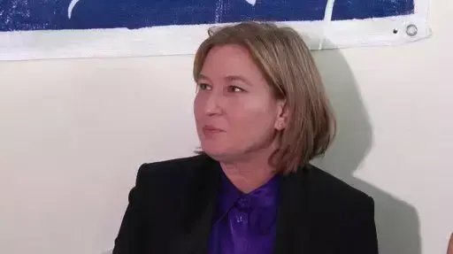 לבני לפעיליה: "הדרך לראשות הממשלה עוברת בקדימה"