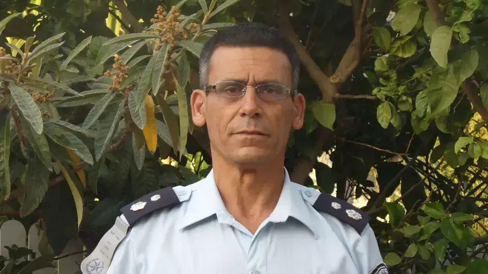 סנ"צ חיים פדלון, ראש מדור הגנת הסביבה במשטרת ישראל סנ"צ חיים פדלון, ראש מדור הגנת הסביבה במשטרת ישראל