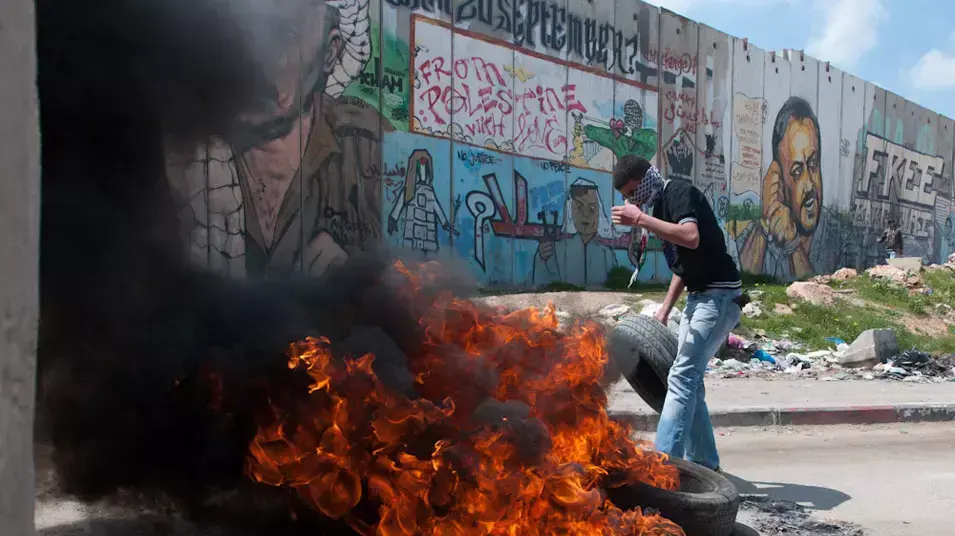 עימותים במחסום קלנדיה ביום האדמה, מרץ 2012 עימותים במחסום קלנדיה ביום האדמה, מרץ 2012