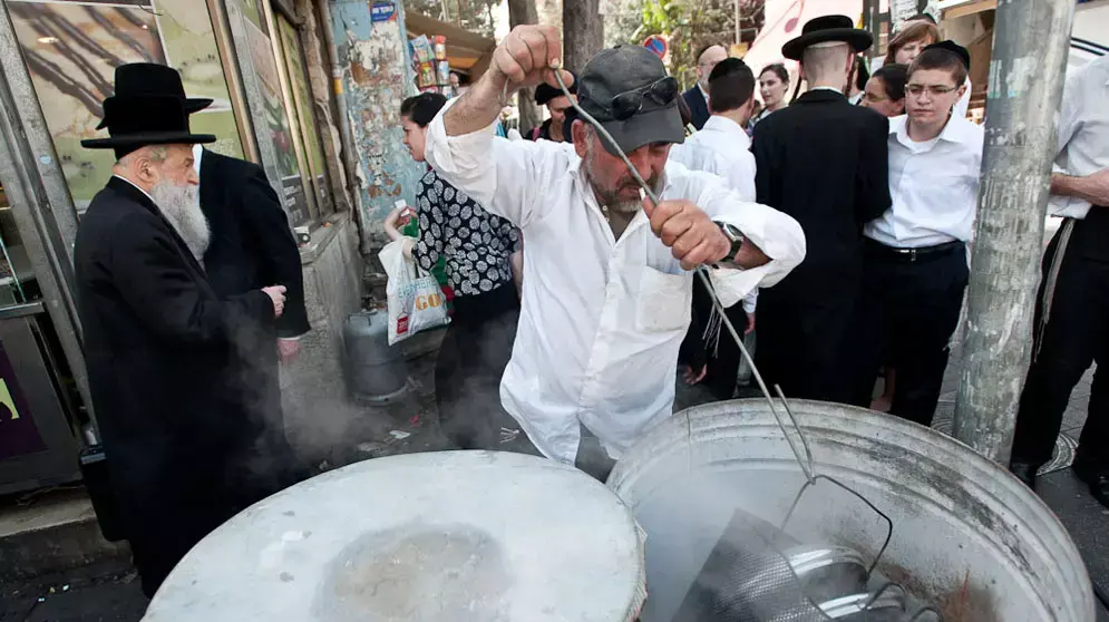 הגעלת כלים לכבוד פסח, אפריל 2012 הגעלת כלים לכבוד פסח, אפריל 2012