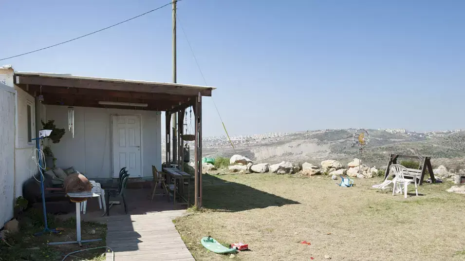 ההתנחלות מגרון, אפריל 2012 ההתנחלות מגרון, אפריל 2012