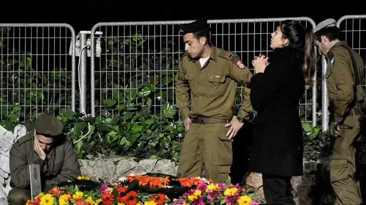 הלוויתה של הילה בצלאלי הלוויתה של הילה בצלאלי