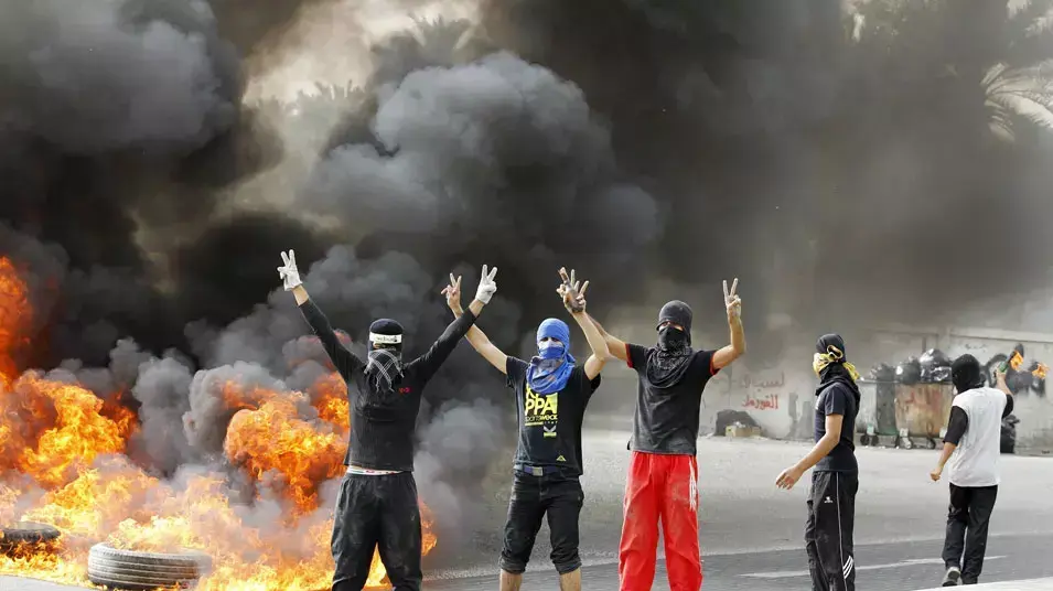 מהומות נגד השלטון במנמה בירת בחריין, 22 באפריל 2012 מהומות נגד השלטון במנמה בירת בחריין, 22 באפריל 2012