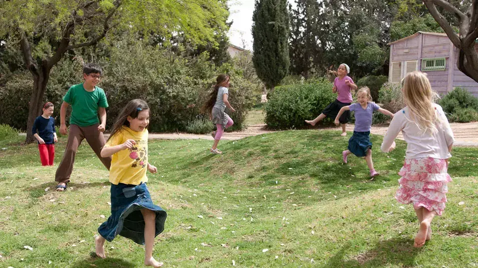 התנחלות תקוע בצפון מדבר יהודה המשתייכת למועצה אזורית גוש עציון., אפריל 2012 התנחלות תקוע בצפון מדבר יהודה המשתייכת למועצה אזורית גוש עציון., אפריל 2012