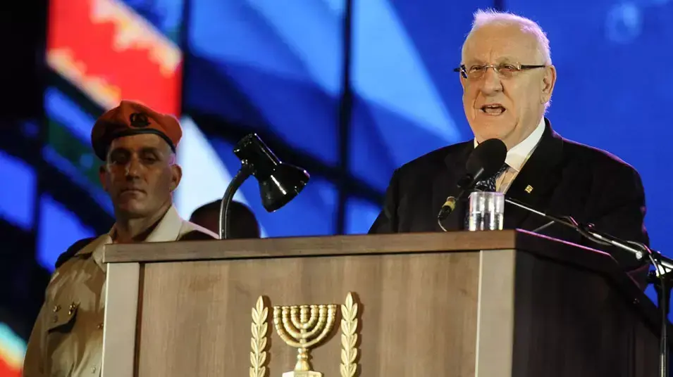 יו"ר הכנסת ראובן רובי ריבלין בטקס הדלקת המשואות בהר הרצל יו"ר הכנסת ראובן רובי ריבלין בטקס הדלקת המשואות בהר הרצל