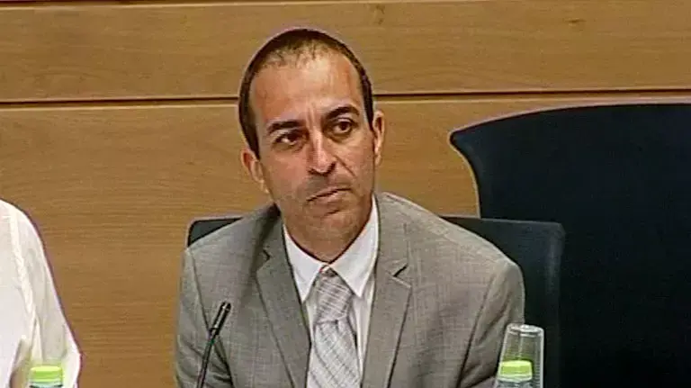 אושר: איסור עישון בהופעות ובתחנות אוטובוס