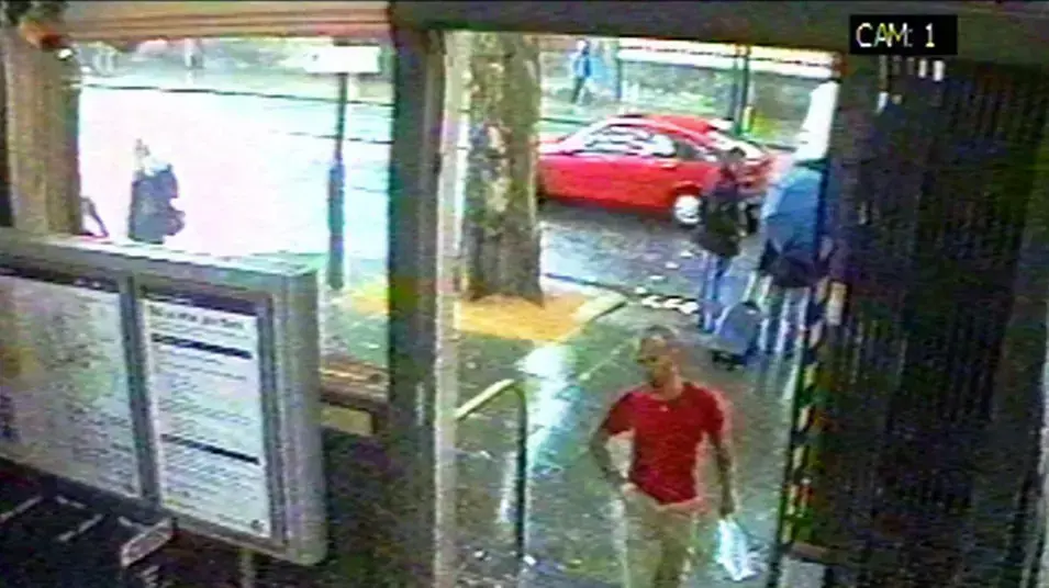 גארת' וויליאמס, סוכן של שירות הביון הבריטי MI6, שגופתו נמצאה בדירה בלונדון בנסיבות מסתוריות באוגוסט 2010 גארת' וויליאמס, סוכן של שירות הביון הבריטי MI6, שגופתו נמצאה בדירה בלונדון בנסיבות מסתוריות באוגוסט 2010