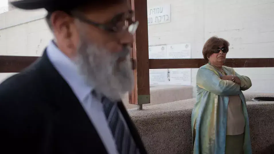 חגי עמיר משתחרר מהכלא חגי עמיר משתחרר מהכלא