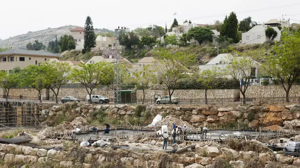 אבני חפץ, מאי 2012 אבני חפץ, מאי 2012
