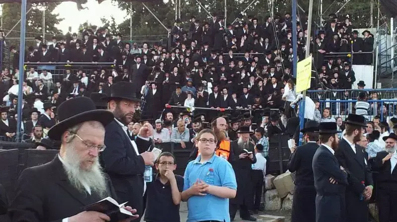 רבבות השתתפו בהילולה לכבוד ל"ג בעומר רבבות השתתפו בהילולה לכבוד ל"ג בעומר