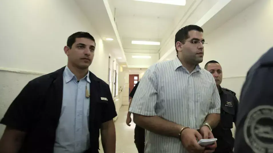 דניאל מעוז נותן עדות במשפטו, מאי 2012