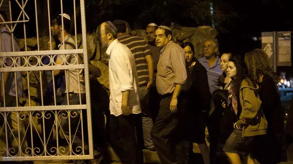 מסע ההלוויה של בני משפחת אטיאס בצפת. מאי, 2012 מסע ההלוויה של בני משפחת אטיאס בצפת. מאי, 2012