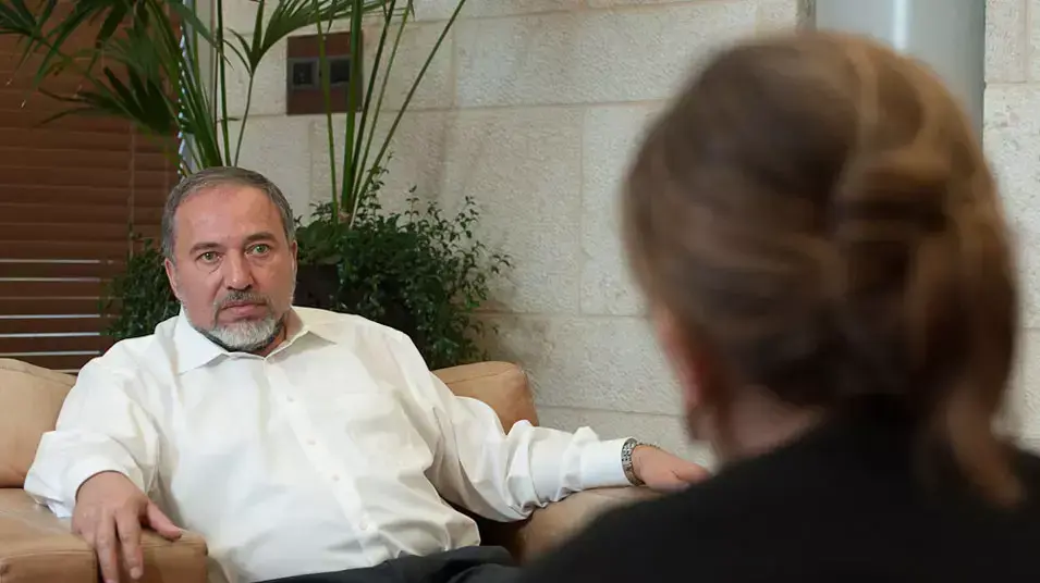 ראיון עם שר החוץ אביגדור ליברמן, מאי 2012