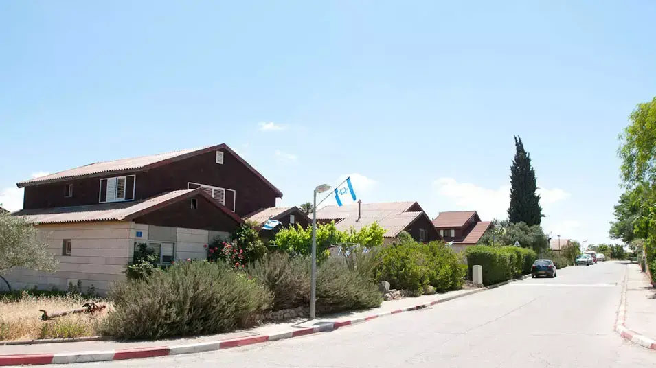 התנחלות עופרה, מאי 2012 התנחלות עופרה, מאי 2012
