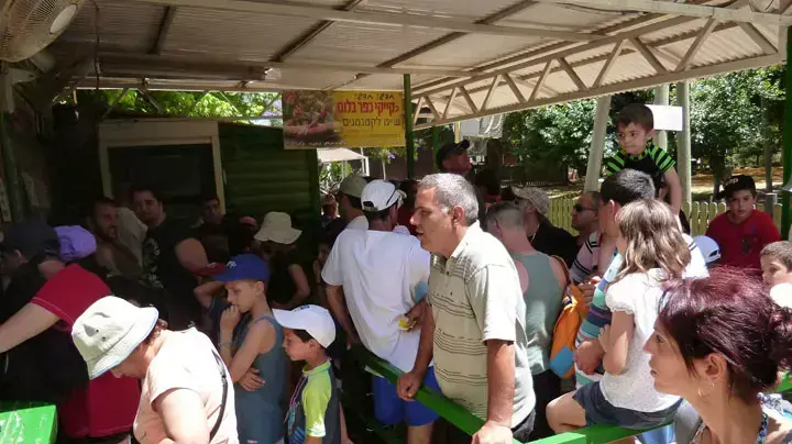 מטיילים בצפון בערב שבועות, יום שבת ה-26 במאי, 2012 מטיילים בצפון בערב שבועות, יום שבת ה-26 במאי, 2012